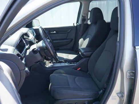 Used 2016 Chevrolet Traverse LT w/ Style and Technology Package AWD/4WD image 12