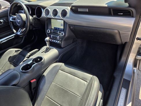 Used 2022 Ford Mustang Premium RWD image 17