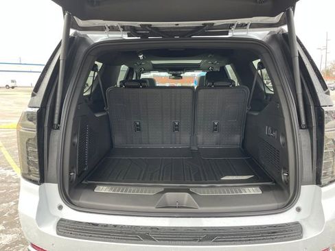 New 2026 Chevrolet Suburban Premier w/ Sun And Tow Package image 21