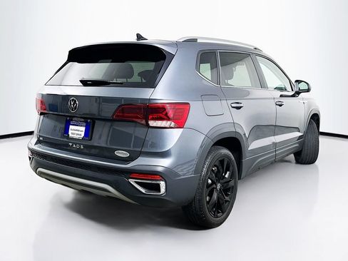 Used 2023 Volkswagen Taos SE w/ Black Wheel Package FWD image 8