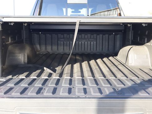 Used 2022 GMC Sierra 1500 Denali w/ Denali Premium Package image 15