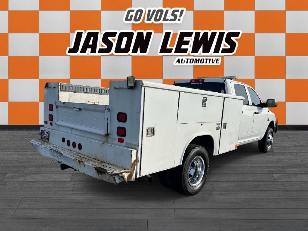Used 2014 RAM 3500 Tradesman w/ Chrome Appearance Group RWD image 3