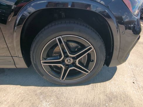 Certified 2025 Mercedes-Benz GLA 250 image 21