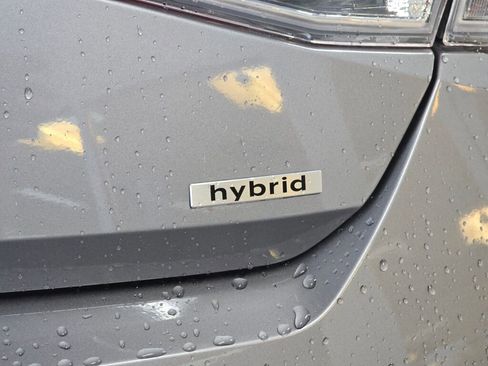 New 2025 Hyundai Elantra Limited image 27