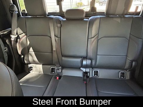 Certified 2025 Jeep Gladiator Rubicon image 13