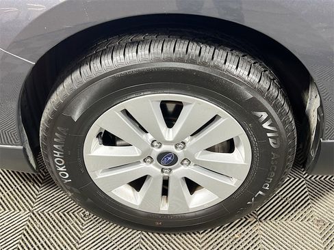 Used 2019 Subaru Outback 2.5i Premium image 29