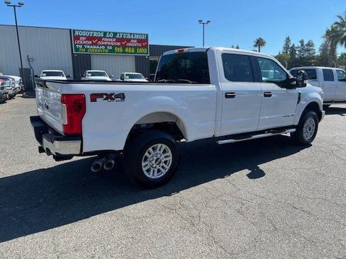 Used 2018 Ford F250 XLT AWD/4WD image 7