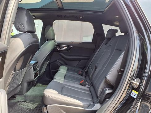 Used 2025 Audi Q7 3.0T Premium Plus w/ Premium Plus Package AWD/4WD image 22