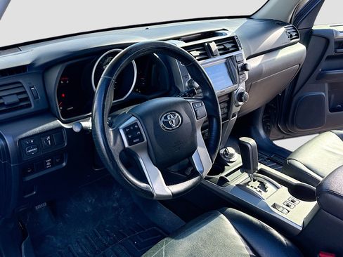Used 2012 Toyota 4Runner Limited image 4