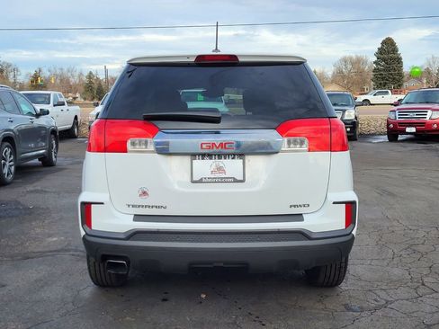 Used 2016 GMC Terrain SLE image 4