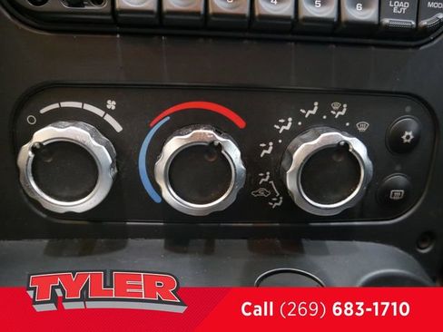 Used 2003 Dodge Viper SRT-10 RWD image 22