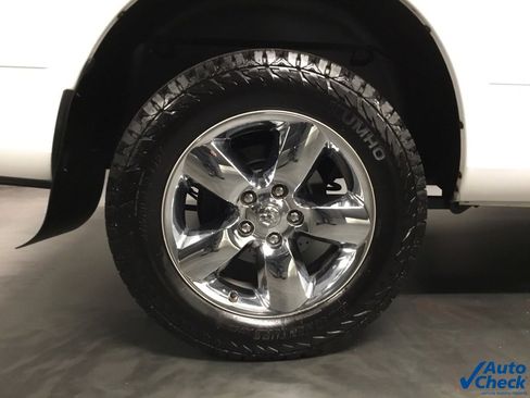 Used 2018 RAM 1500 Big Horn image 25