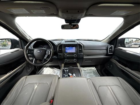 Used 2018 Ford Expedition Limited w/ Equipment Group 302A AWD/4WD image 23