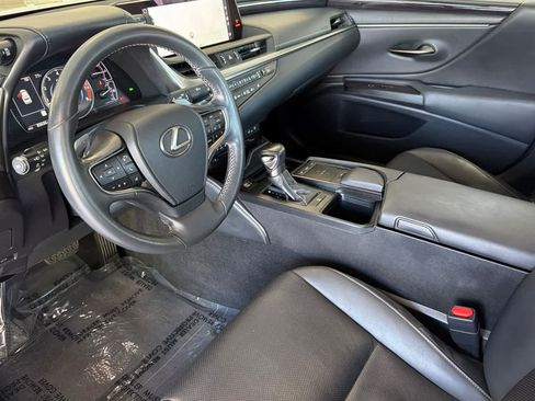 Used 2019 Lexus ES 350 w/ Premium Package FWD image 11
