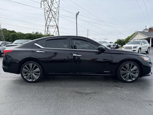 Used 2019 Nissan Altima 2.0 Edition One FWD image 3