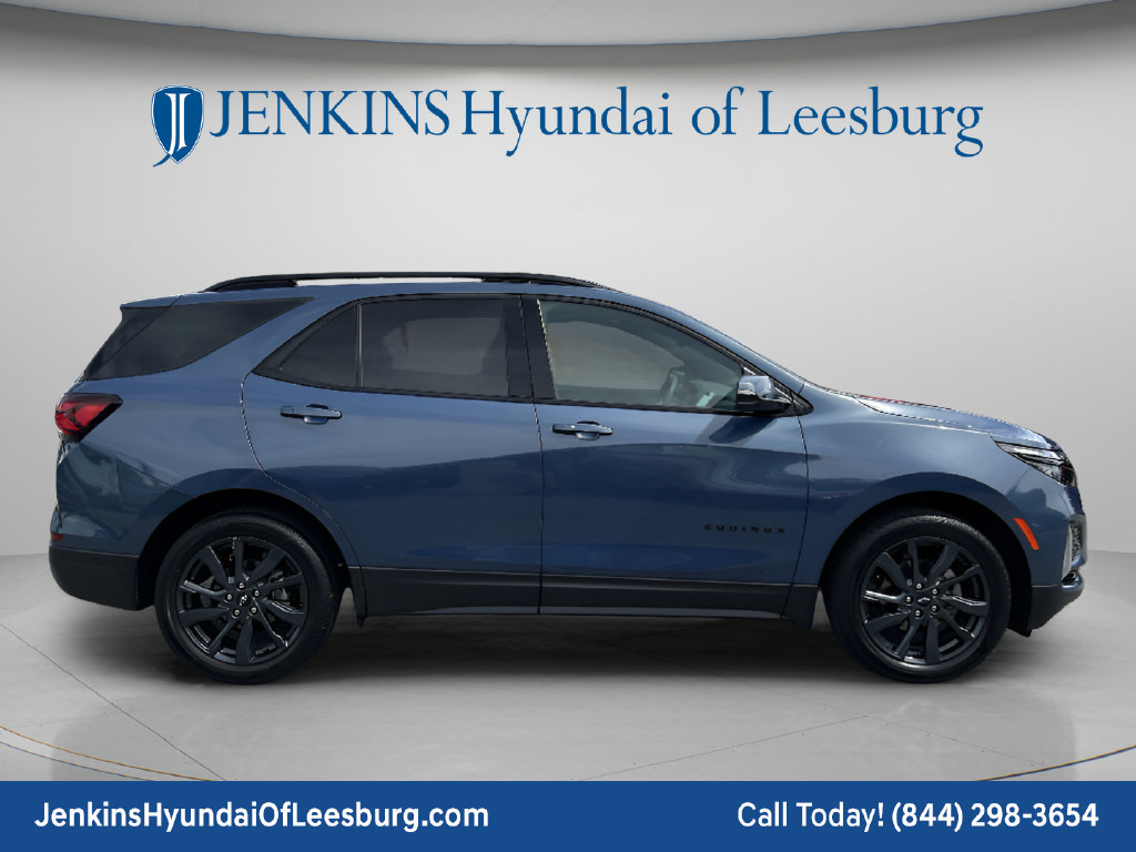 Used 2024 Chevrolet Equinox RS w/ RS Leather Package FWD image 3