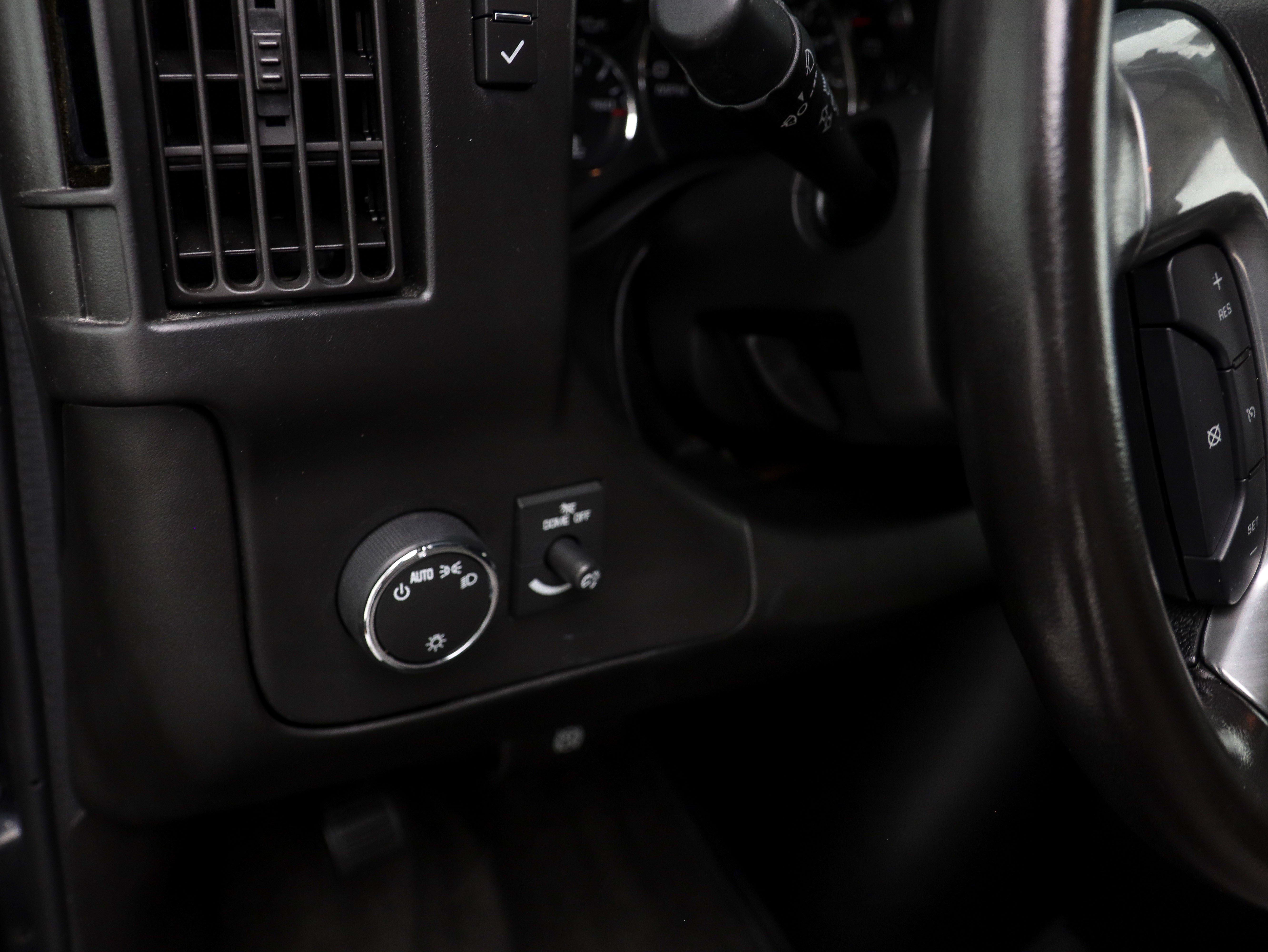 Used 2016 Chevrolet Express 2500 LS RWD image 21