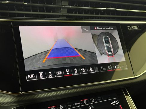 Used 2026 Audi RS Q8 performance image 29