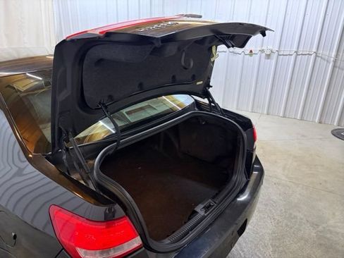 Used 2011 Lincoln MKZ FWD image 12