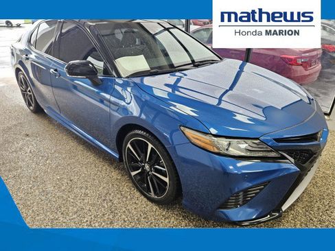 Used 2018 Toyota Camry XSE FWD image 1