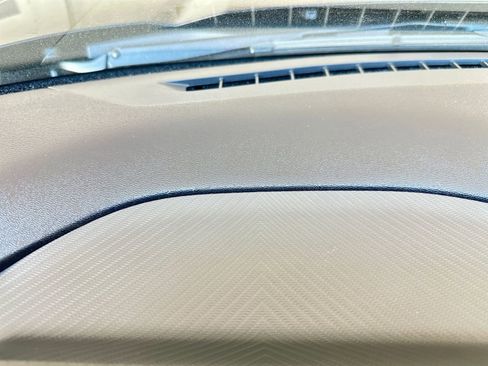 Used 2024 Ford Mustang Premium image 34