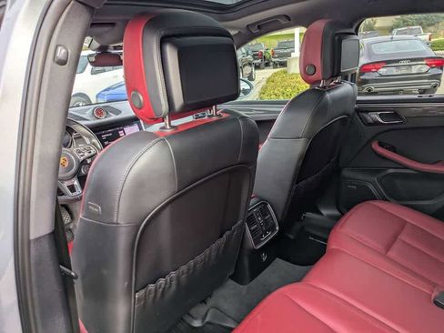 Used 2021 Porsche Macan GTS AWD/4WD image 17