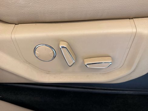 Used 2017 Ford F250 Lariat w/ Lariat Ultimate Package image 28