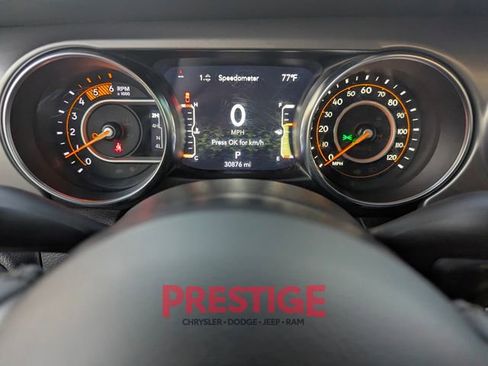 Used 2023 Jeep Gladiator Sport image 17