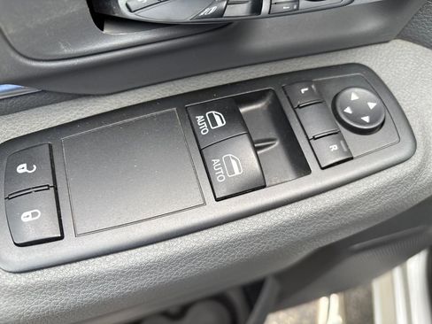 Used 2013 RAM 1500 Express AWD/4WD image 12