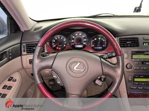 Used 2002 Lexus ES 330 image 17