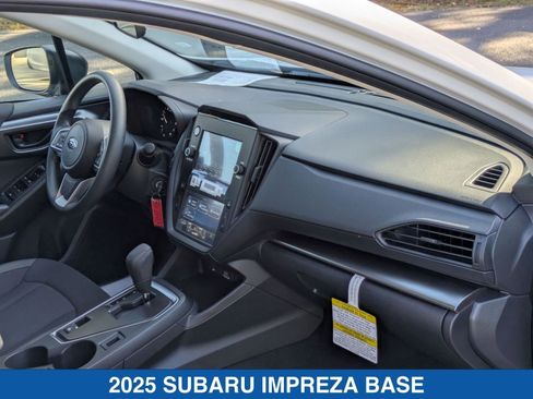 Certified 2025 Subaru Impreza 2.0i image 33