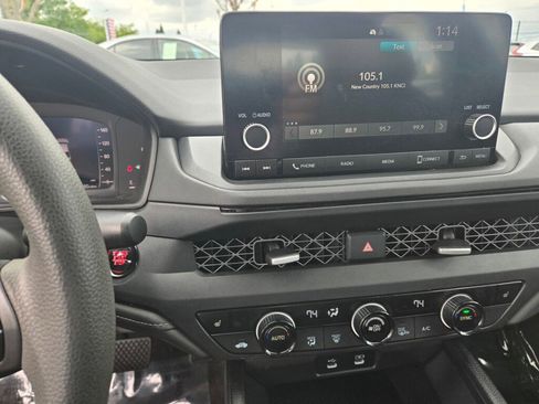 Certified 2023 Honda Accord EX image 14