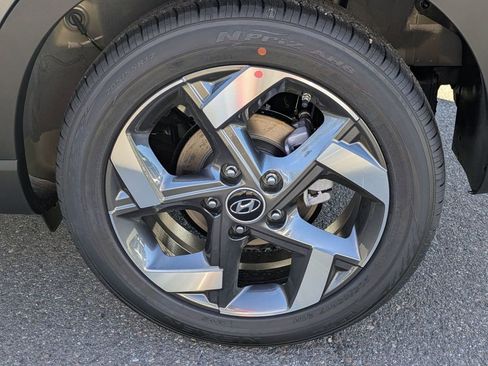 Used 2026 Hyundai Venue SEL image 11