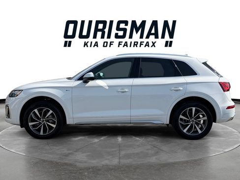 Used 2023 Audi Q5 2.0T Premium w/ Convenience Package AWD/4WD image 4