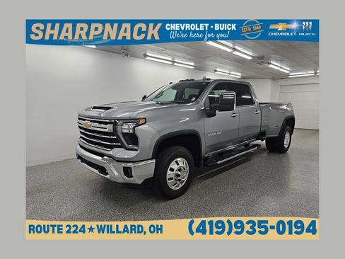 Used 2025 Chevrolet Silverado 3500 LTZ w/ LTZ Convenience Package AWD/4WD image 1