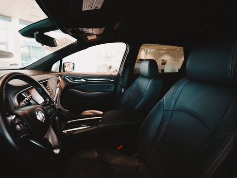 Used 2023 Buick Enclave Premium w/ Experience Buick Package image 35