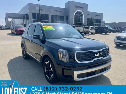 Used 2024 Kia Telluride S w/ S Sunroof Package