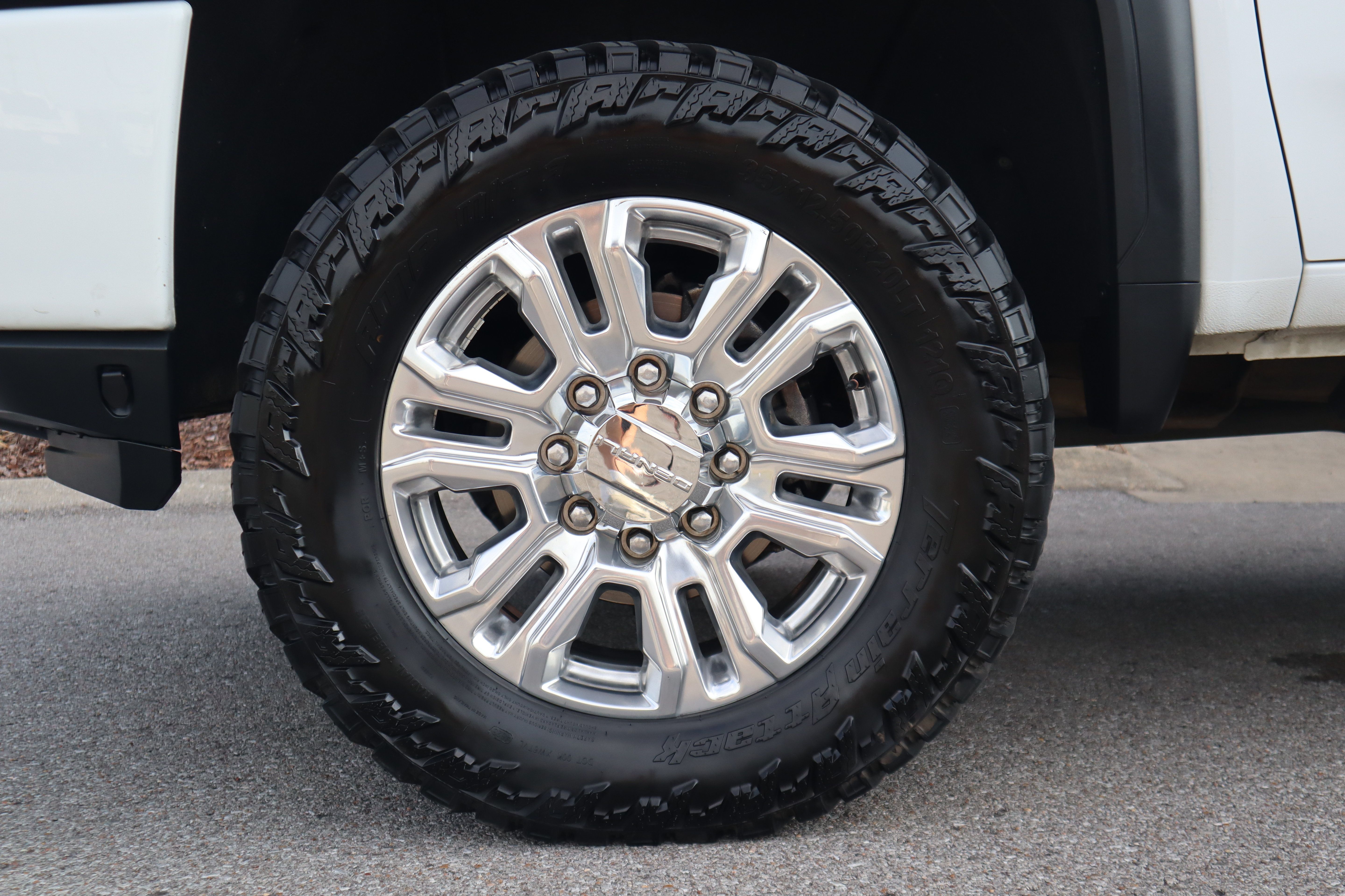 Used 2020 GMC Sierra 2500 Denali w/ Denali Ultimate Package AWD/4WD image 11