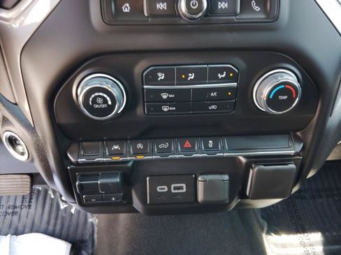 Used 2024 Chevrolet Silverado 1500 Custom AWD/4WD image 25