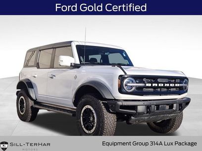Certified 2023 Ford Bronco Outer Banks w/ Sasquatch Package