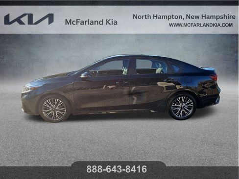 Used 2023 Kia Forte GT-Line w/ GT-Line Premium Package image 4