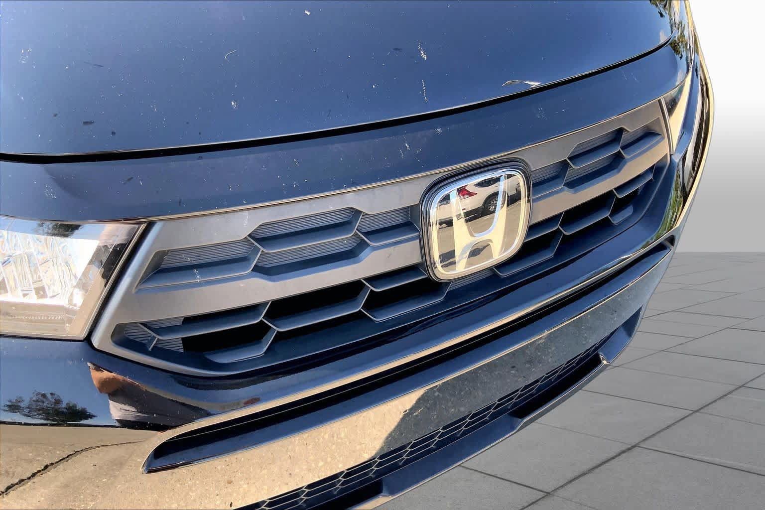 Used 2025 Honda Odyssey EX-L image 29