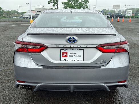 Certified 2024 Toyota Camry SE image 5
