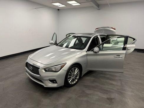Used 2019 INFINITI Q50 Luxe w/ Essential Package (3.0T Luxe) AWD/4WD image 24