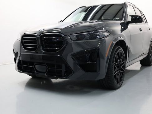 Used 2025 BMW X5 M Competition w/ Executive Package image 64