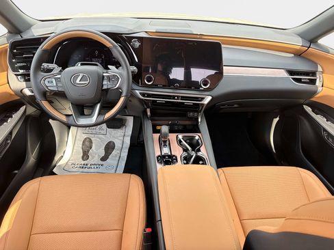 New 2026 Lexus RX 450h AWD image 13
