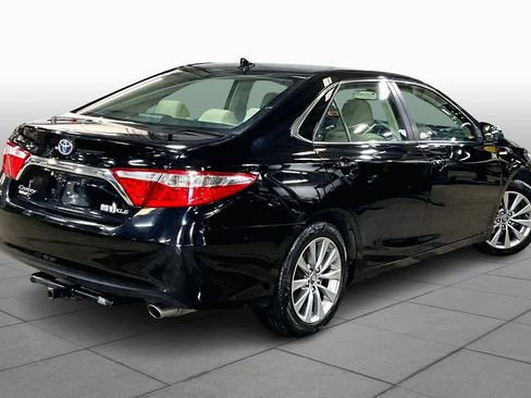 Used 2017 Toyota Camry XLE image 13