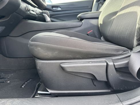 Used 2022 Nissan Altima 2.5 S image 11