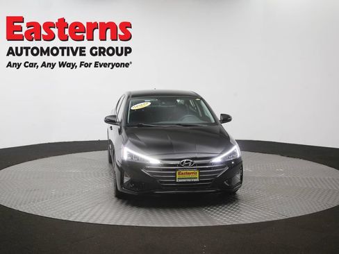 Used 2020 Hyundai Elantra Limited w/ Winter Weather Package FWD image 54
