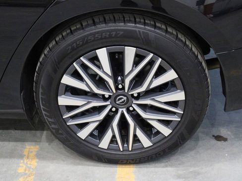 Used 2023 Nissan Altima 2.5 SV image 42